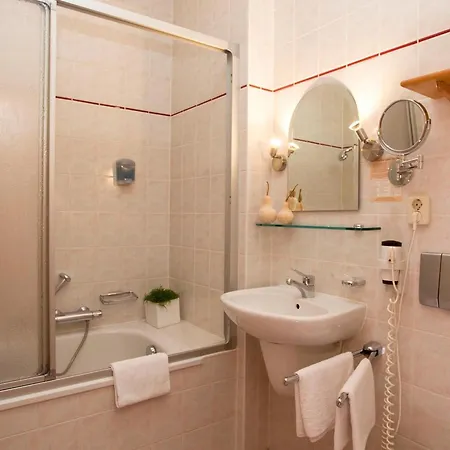 Hotel Heinz 3*